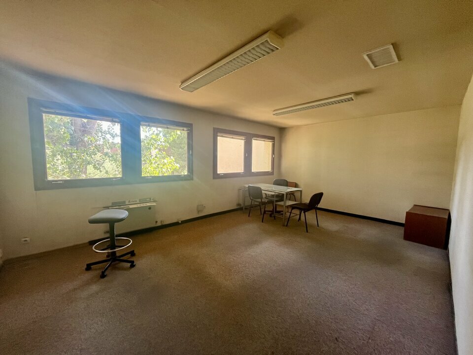 ALTEIRAC INVEST VENTE-BUREAUX-ARLES-13