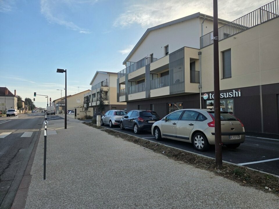 SAS NC CONSEIL VENTE-LOCAL COMMERCIAL-SAINT_BONNET_DE_MURE-69