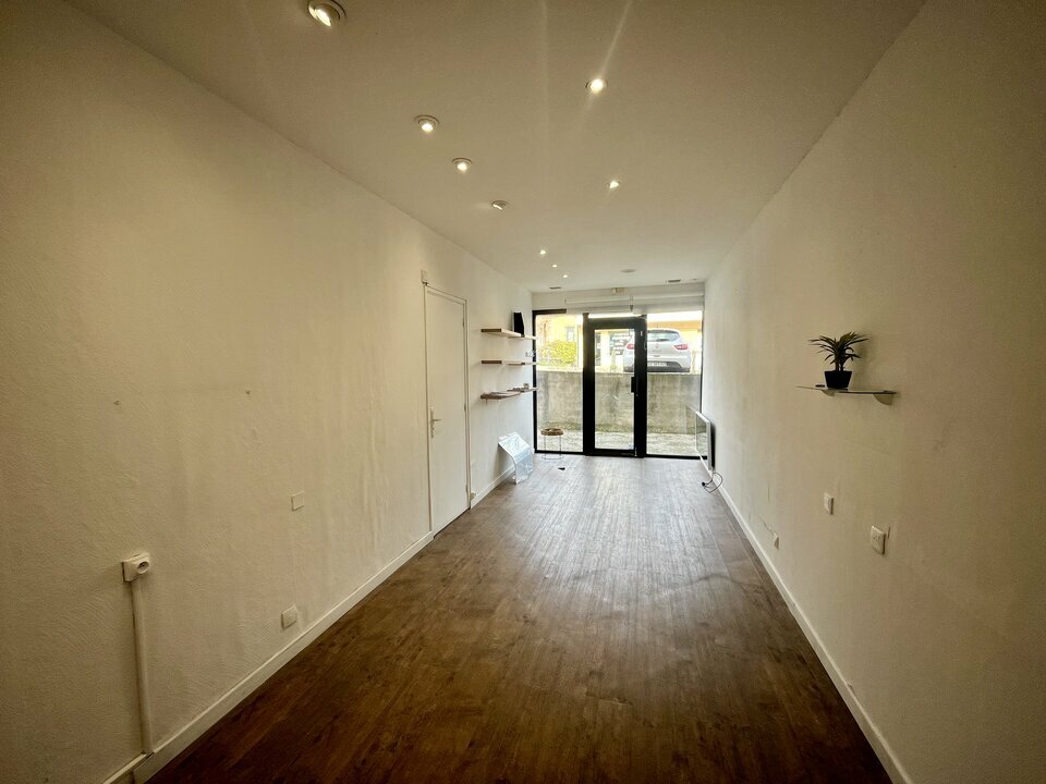 ALTEIRAC INVEST LOCATION-LOCAL COMMERCIAL-VENELLES-13