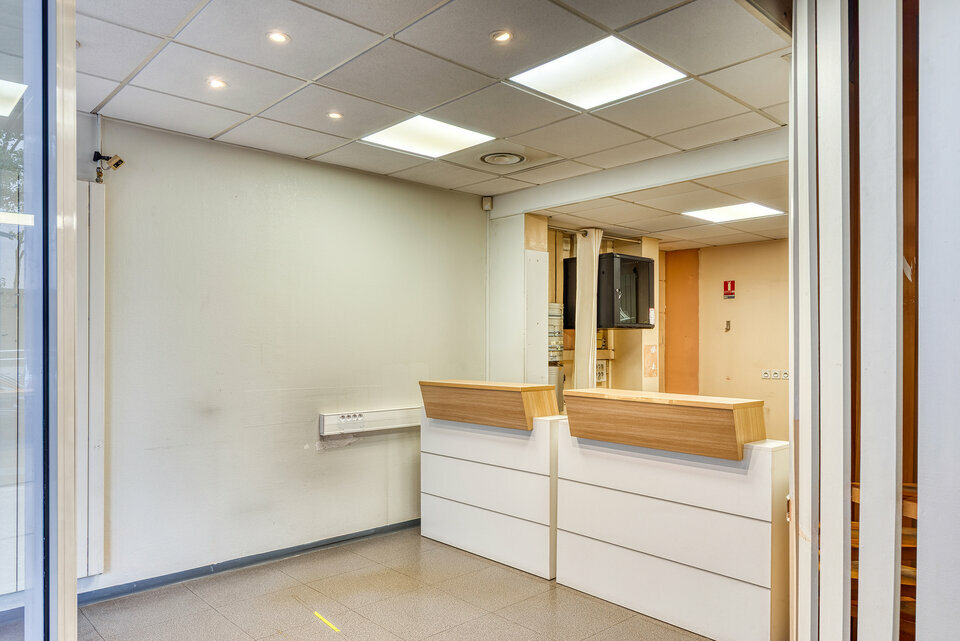 SAS VERSION LOCAL VENTE-LOCAL COMMERCIAL-FRANCHEVILLE-69