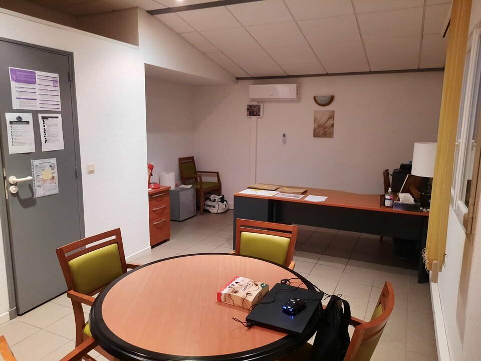 ALTEIRAC INVEST LOCATION-BUREAUX-CHATEAURENARD-13