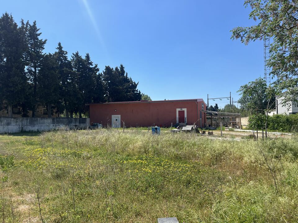 ALTEIRAC INVEST VENTE-LOCAL D'ACTIVITE-L'ISLE-SUR-LA-SORGUE-84