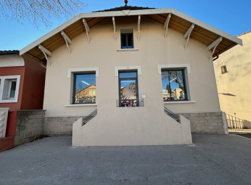 ALTEIRAC INVEST VENTE-LOCAL COMMERCIAL-CARPENTRAS-84