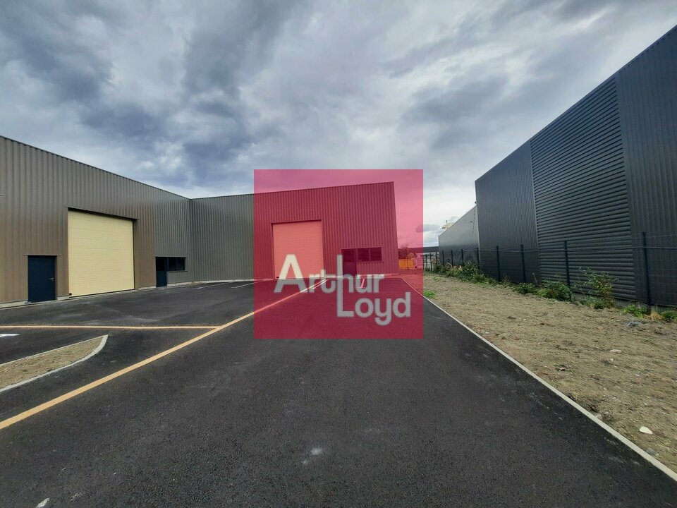 ARTHUR LOYD CLERMONT AUVERGNE LOCATION-LOCAL D'ACTIVITE-LA_ROCHE_BLANCHE-63