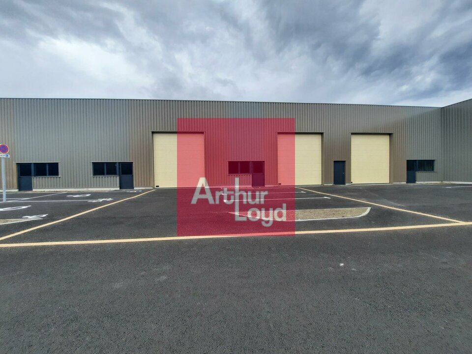ARTHUR LOYD CLERMONT AUVERGNE LOCATION-LOCAL D'ACTIVITE-LA_ROCHE_BLANCHE-63