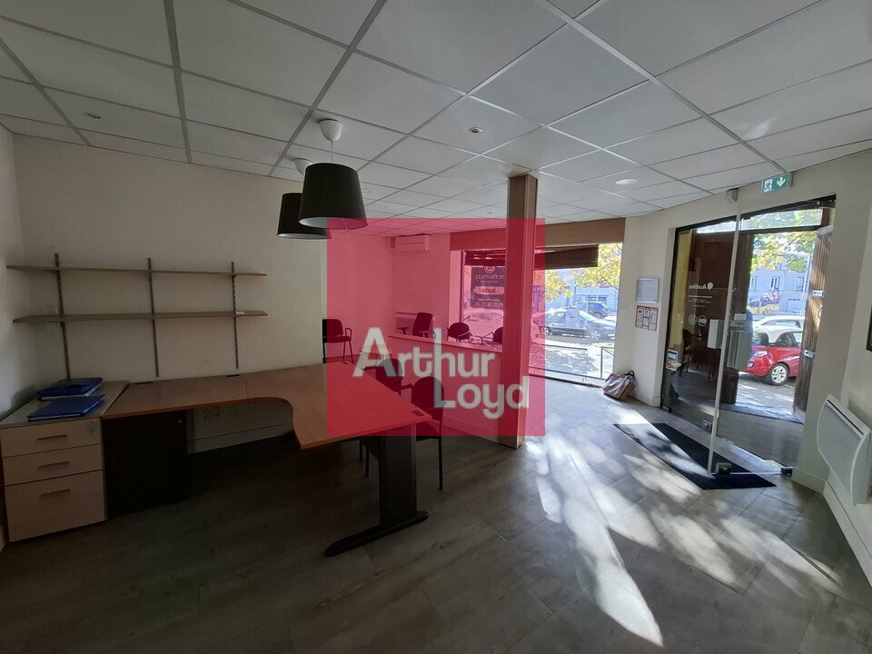 ARTHUR LOYD CLERMONT AUVERGNE LOCATION-LOCAL COMMERCIAL-RIOM-63
