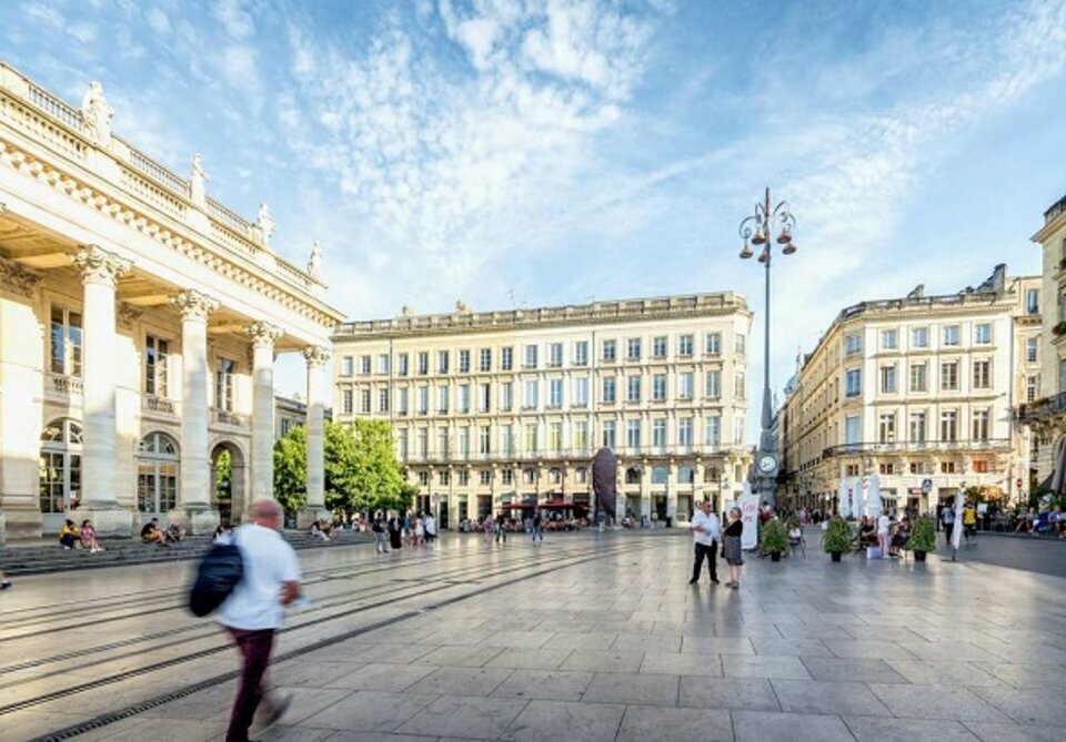 VACHER ENTREPRISE ET COMMERCE VENTE-LOCAL COMMERCIAL-BORDEAUX-33