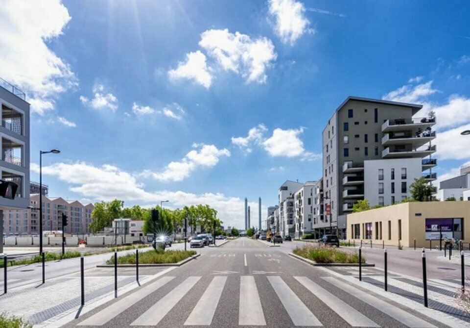 VACHER ENTREPRISE ET COMMERCE VENTE-LOCAL COMMERCIAL-BORDEAUX-33