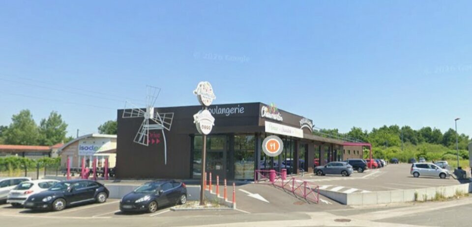CBRE DESAULLES BELFORT LOCATION-LOCAL COMMERCIAL-DELLE-90