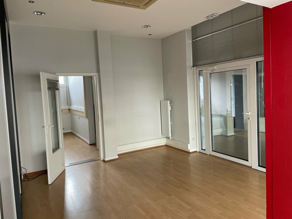 CBRE DESAULLES COLMAR VENTE-BUREAUX-COLMAR-68
