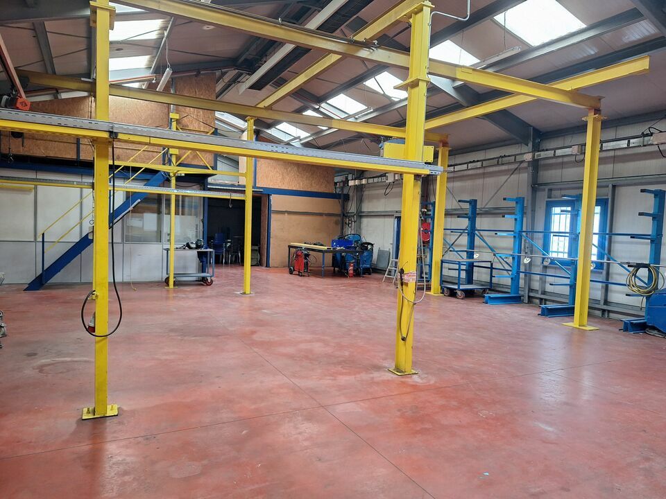 CBRE DESAULLES BELFORT VENTE-LOCAL D'ACTIVITE-DAMPIERRE-LES-BOIS-25