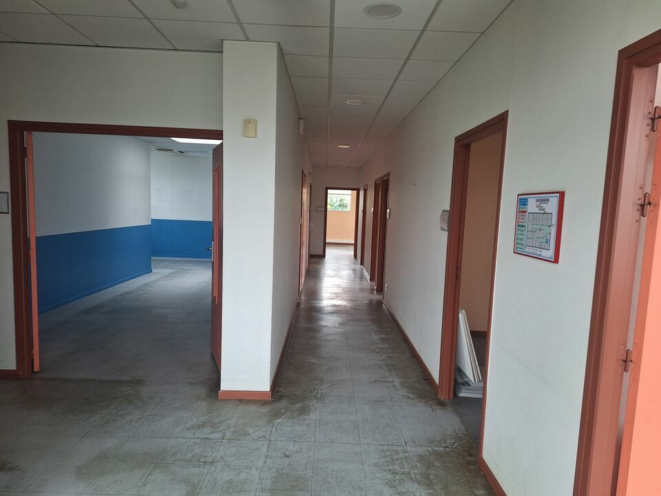 CBRE DESAULLES BELFORT LOCATION-BUREAUX-ETUPES-25