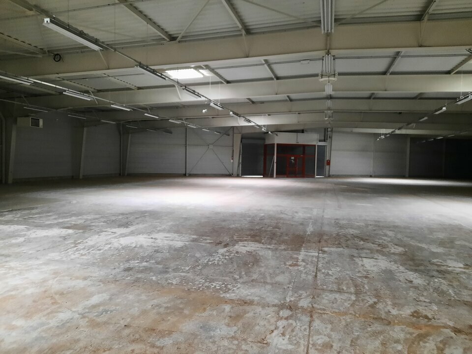 CBRE DESAULLES BELFORT LOCATION-LOCAL COMMERCIAL-GRANDVILLARS-90