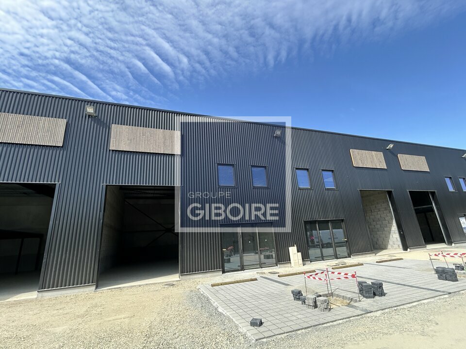GIBOIRE ENTREPRISES VENTE-LOCAL D'ACTIVITE-LA_MEZIERE-35