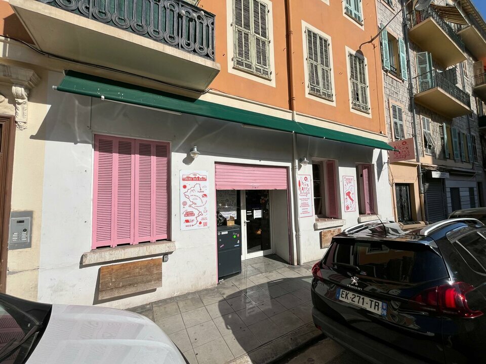 LIBERTE COMMERCES CESSION-LOCAL COMMERCIAL-NICE-06