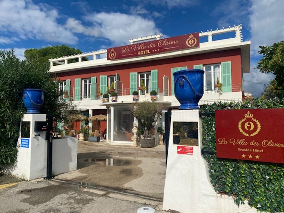LIBERTE COMMERCES VENTE-FONDS DE COMMERCE-CAGNES_SUR_MER-06