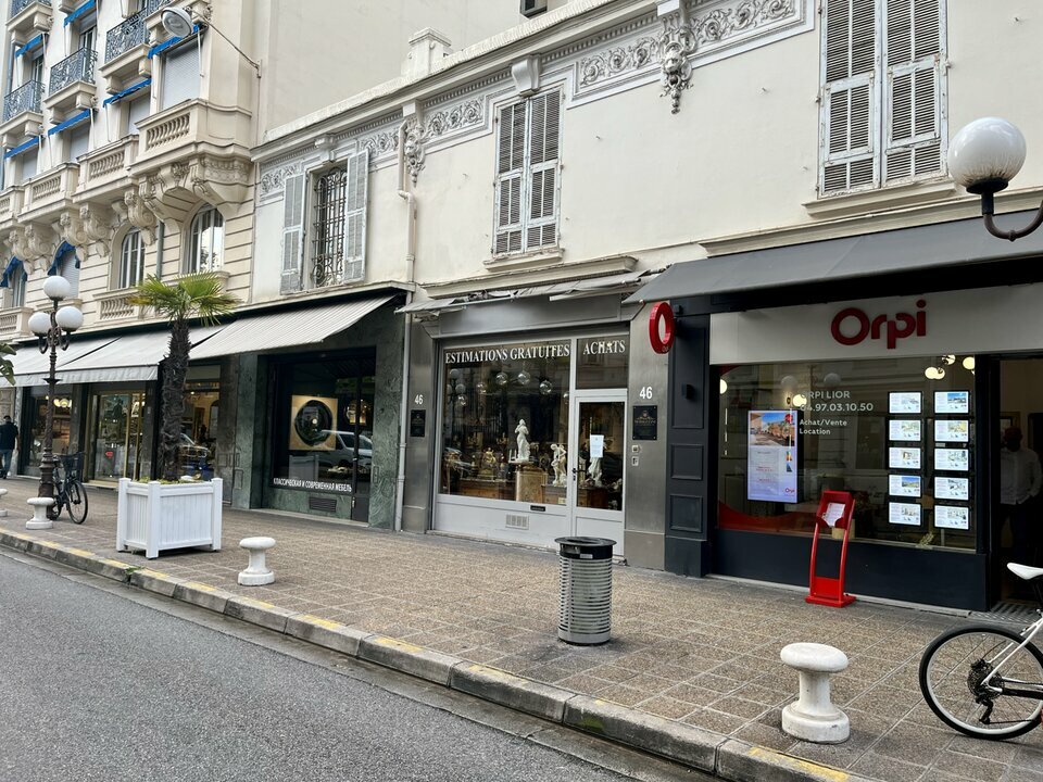 LIBERTE COMMERCES CESSION-LOCAL COMMERCIAL-NICE-06