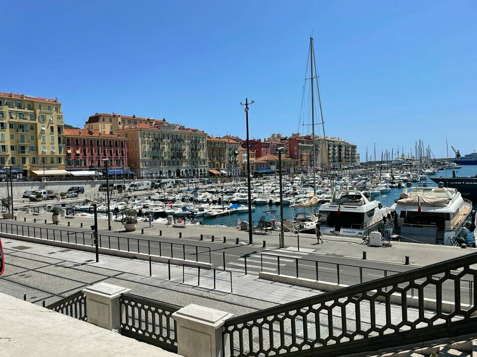 LIBERTE COMMERCES VENTE-FONDS DE COMMERCE-NICE-06