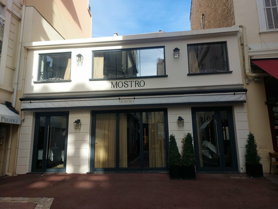 LIBERTE COMMERCES LOCATION-LOCAL COMMERCIAL-CANNES-06