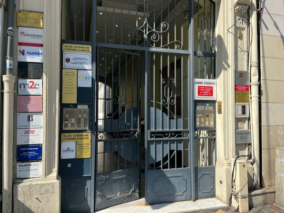 LIBERTE COMMERCES LOCATION-LOCAL COMMERCIAL-NICE-06