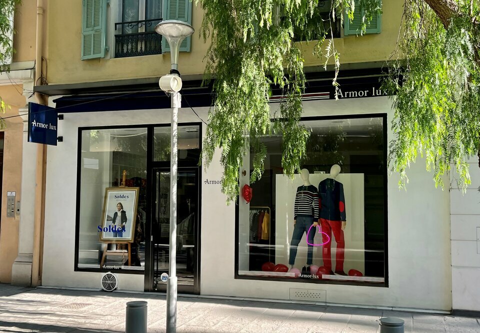 LIBERTE COMMERCES CESSION-LOCAL COMMERCIAL-NICE-06