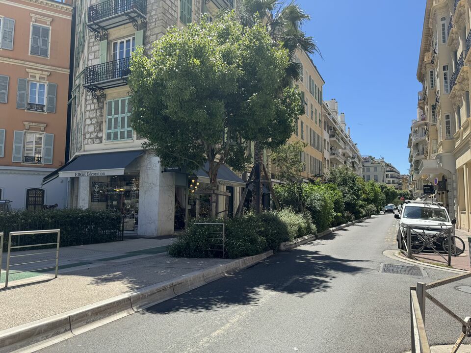 LIBERTE COMMERCES VENTE-FONDS DE COMMERCE-NICE-06
