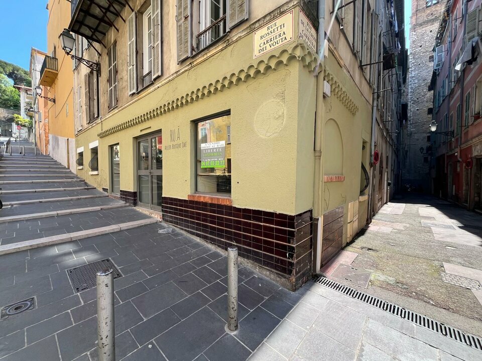 LIBERTE COMMERCES CESSION-LOCAL COMMERCIAL-NICE-06
