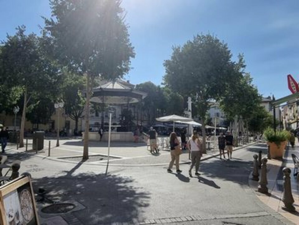 LIBERTE COMMERCES VENTE-LOCAL COMMERCIAL-ANTIBES-06