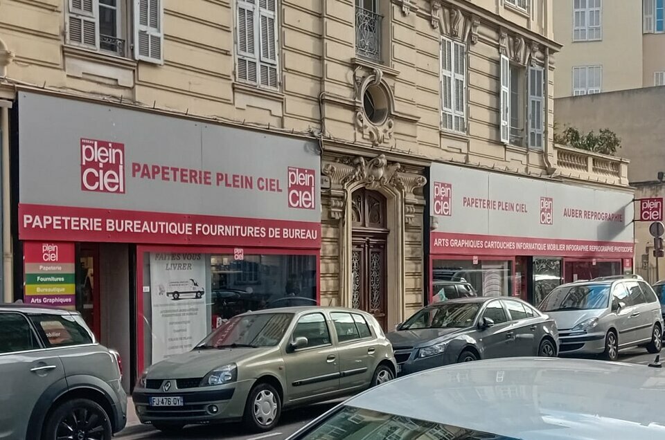 LIBERTE COMMERCES CESSION-LOCAL COMMERCIAL-NICE-06