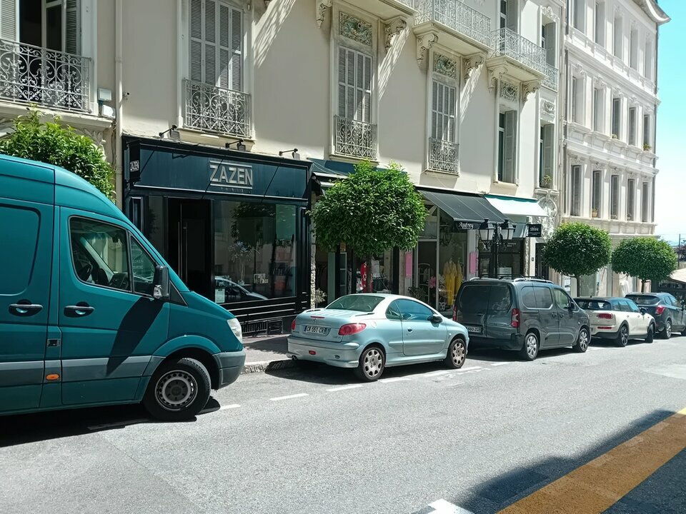 LIBERTE COMMERCES CESSION-LOCAL COMMERCIAL-BEAULIEU_SUR_MER-06