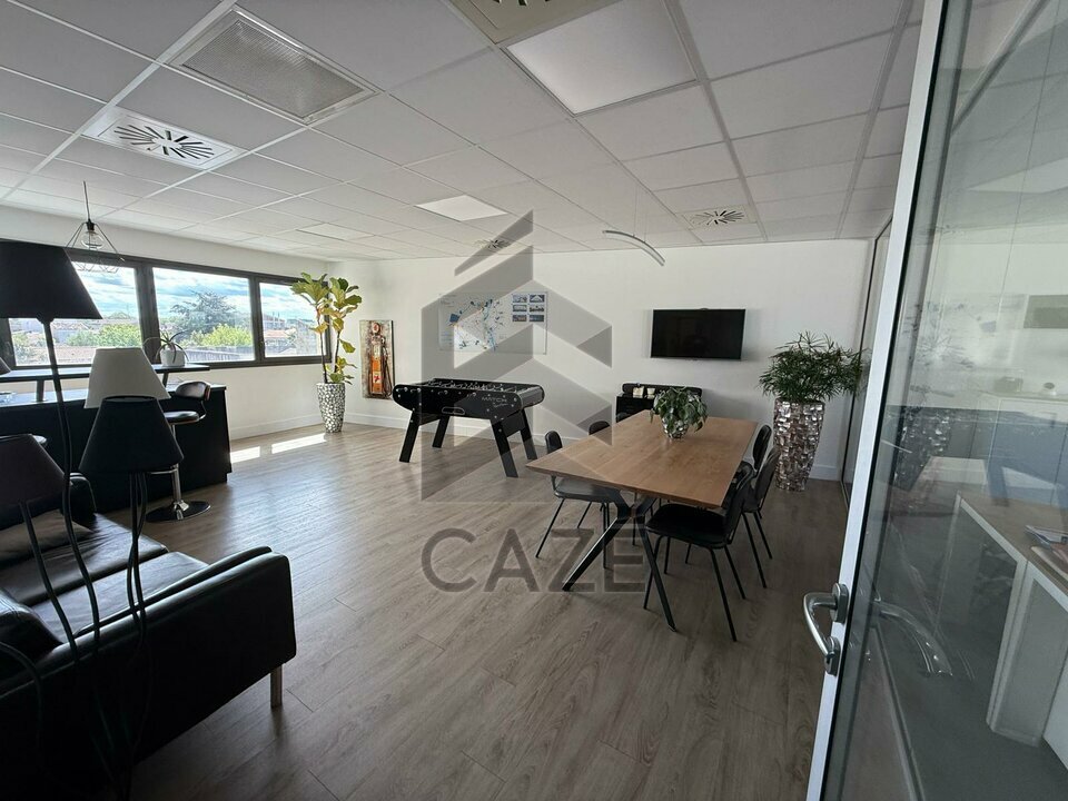 CAZE IMMOBILIER LOCATION-BUREAUX-BORDEAUX-33