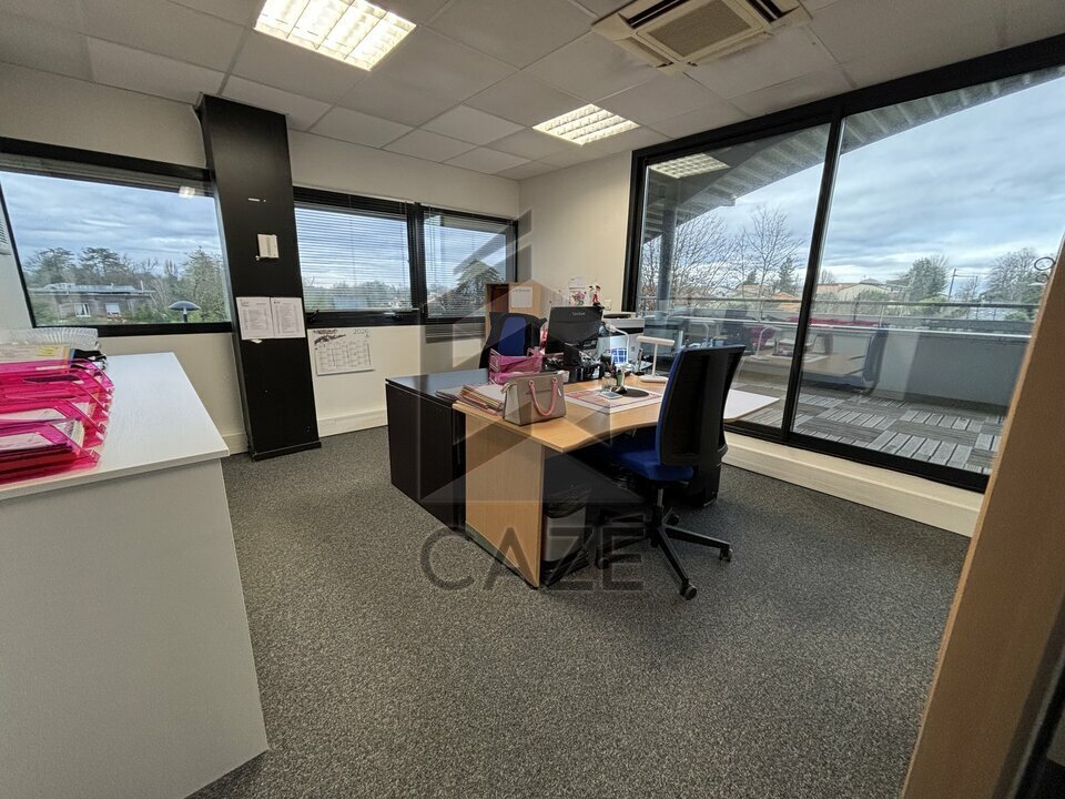 CAZE IMMOBILIER LOCATION-BUREAUX-FLOIRAC-33