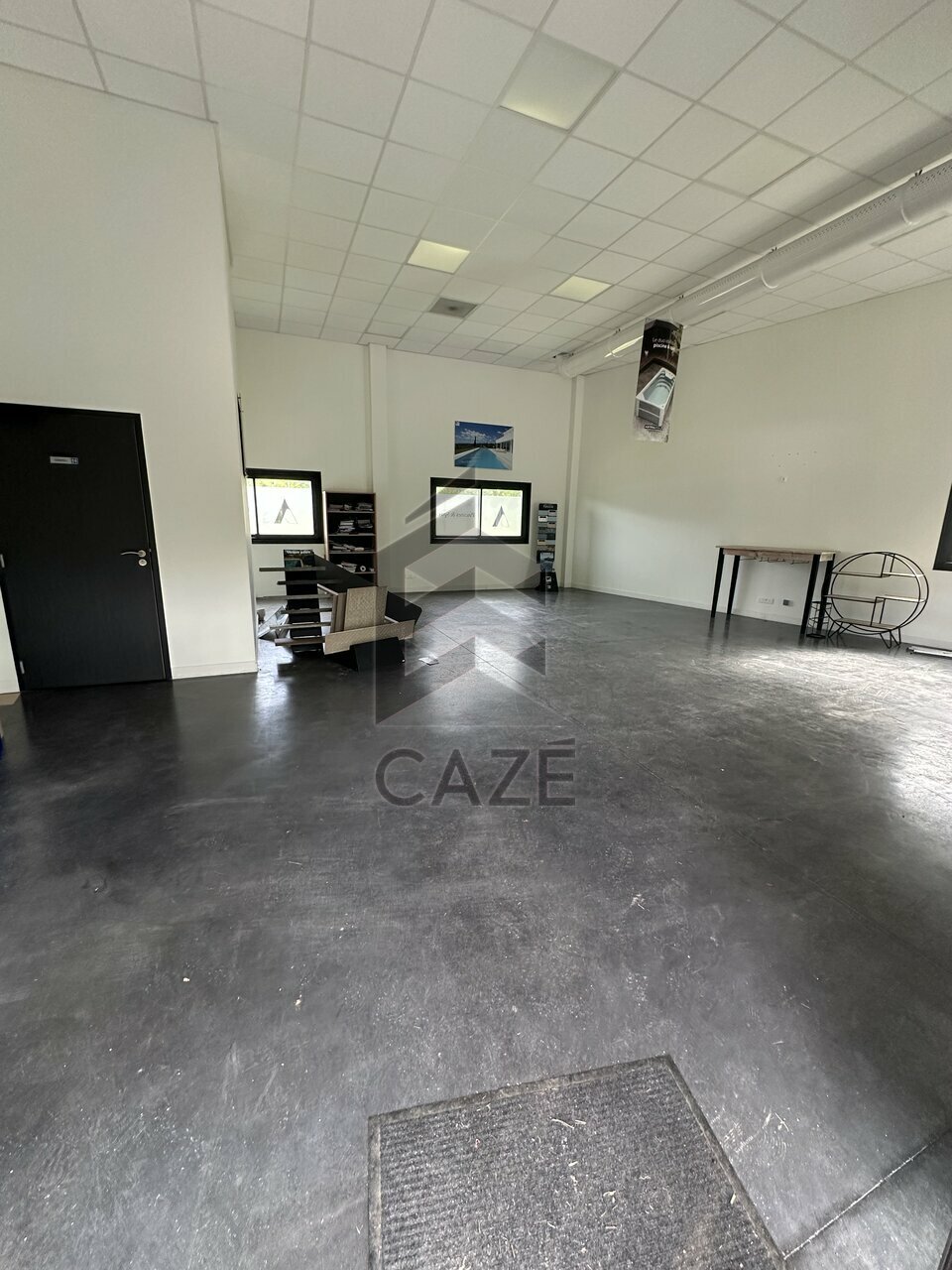 CAZE IMMOBILIER VENTE-BUREAUX-LE_PIAN_MEDOC-33