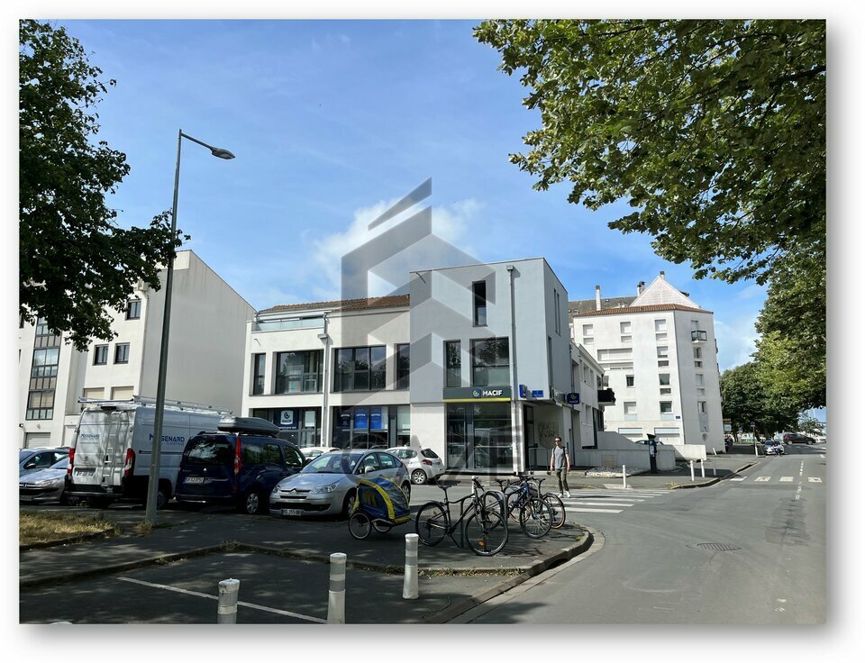 CAZE IMMOBILIER LOCATION-BUREAUX-LA_ROCHELLE-17