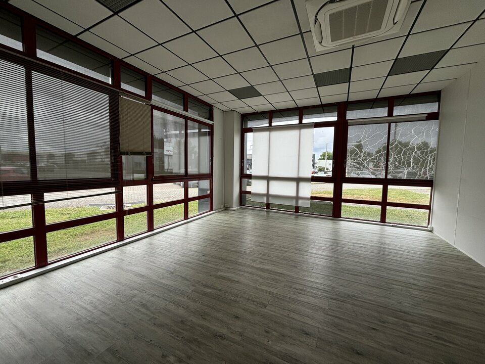 CAZE IMMOBILIER LOCATION-BUREAUX-MERIGNAC-33