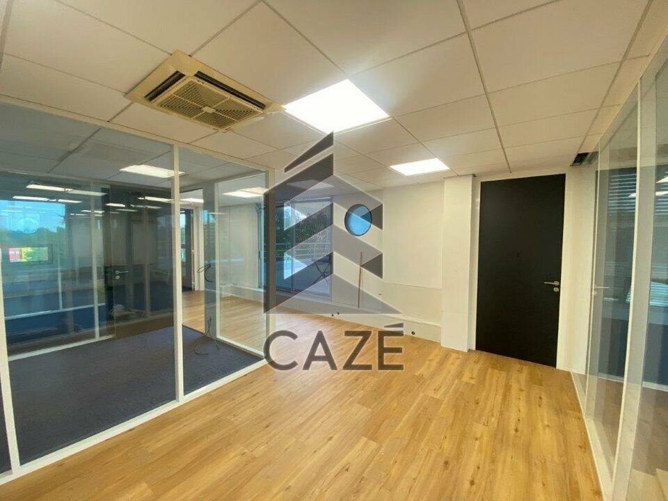 CAZE IMMOBILIER LOCATION-BUREAUX-BORDEAUX-33