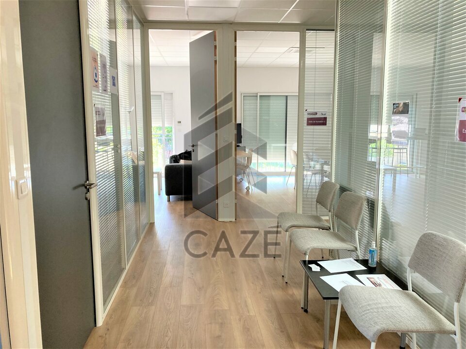 CAZE IMMOBILIER LOCATION-BUREAUX-PESSAC-33