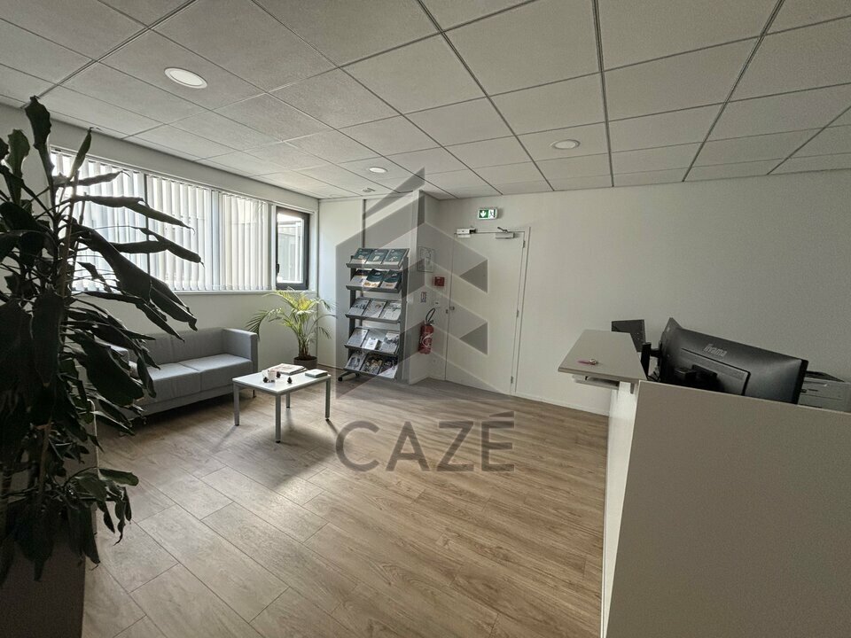 CAZE IMMOBILIER VENTE-BUREAUX-MERIGNAC-33