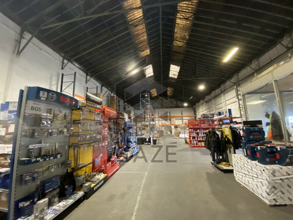 CAZE IMMOBILIER LOCATION-LOCAL D'ACTIVITE-BEGLES-33