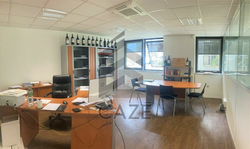 CAZE IMMOBILIER LOCATION-BUREAUX-BRUGES-33