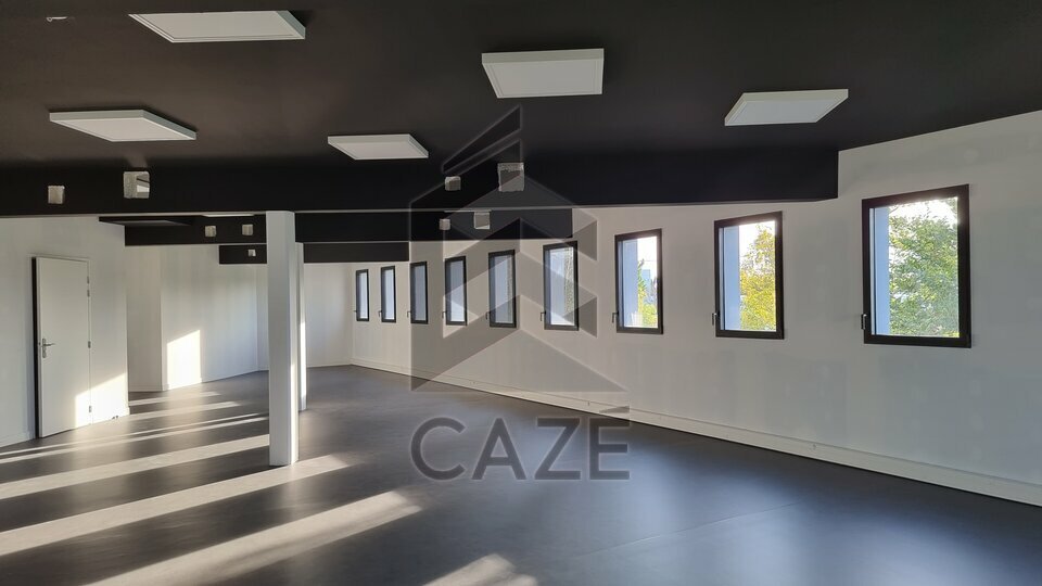 CAZE IMMOBILIER LOCATION-BUREAUX-TRESSES-33