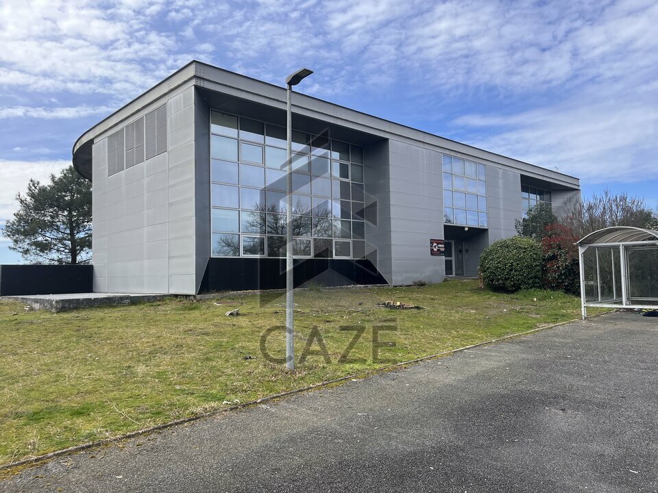 CAZE IMMOBILIER VENTE-BUREAUX-MERIGNAC-33