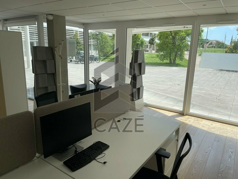 CAZE IMMOBILIER LOCATION-BUREAUX-LA_ROCHELLE-17