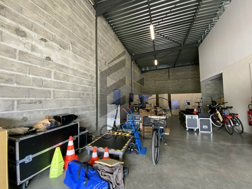 CAZE IMMOBILIER LOCATION-LOCAL D'ACTIVITE-EYSINES-33