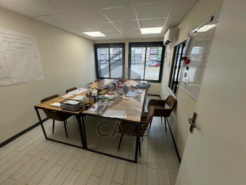 CAZE IMMOBILIER LOCATION-BUREAUX-PESSAC-33