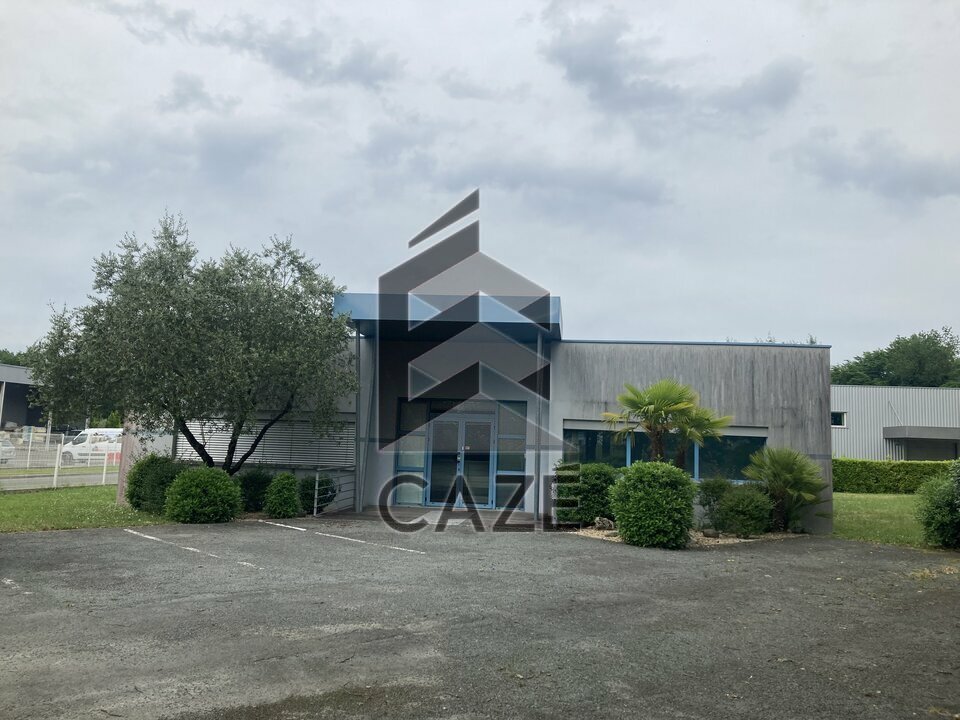 CAZE IMMOBILIER VENTE-BUREAUX-BEYCHAC_ET_CAILLAU-33