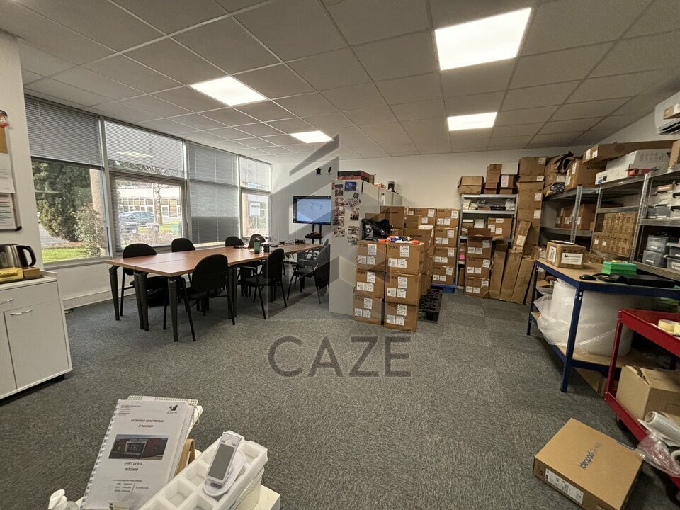 CAZE IMMOBILIER LOCATION-BUREAUX-PESSAC-33