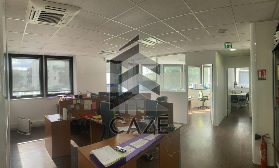 CAZE IMMOBILIER LOCATION-BUREAUX-BRUGES-33