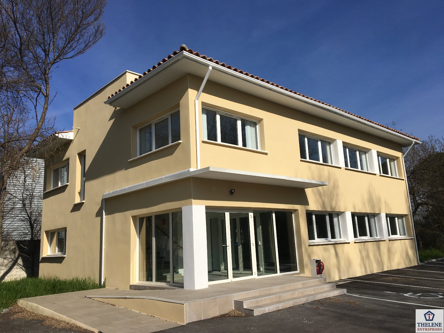 THELENE LOCATION-BUREAUX-MAUGUIO-34
