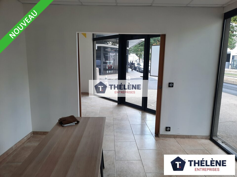 THELENE LOCATION-LOCAL COMMERCIAL-CASTELNAU_LE_LEZ-34